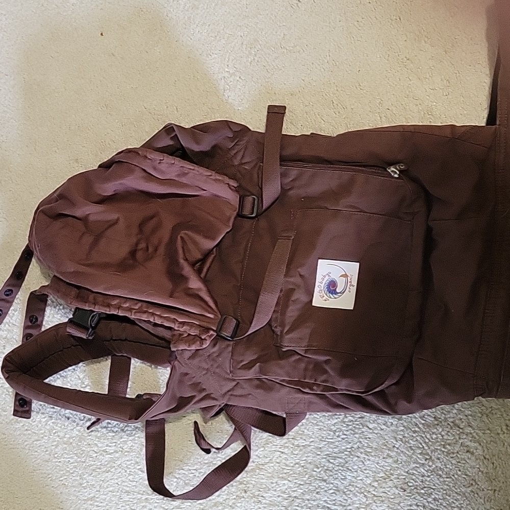 Ergo baby with infant insert